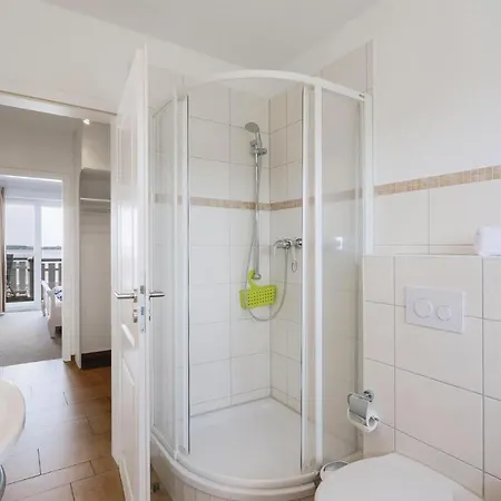 公寓 Amazing In With 3 Bedrooms, Sauna And Wifi *