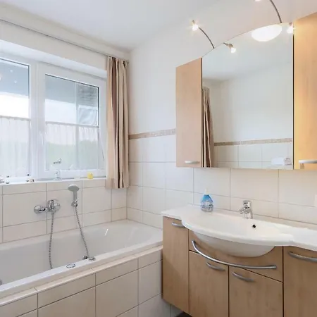 Amazing In With 3 Bedrooms, Sauna And Wifi